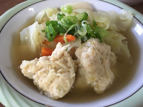 鶏団子とキャベツのスープ
